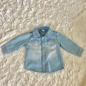 Chambray button-front shirt